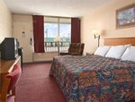 Tn-562882_room_01_e