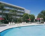 Tn-035432_pool_01_f