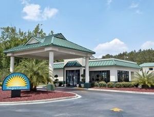 Days Inn Richmond Hill::Travelocity.com
