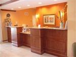 Holiday Inn Express Hotel & Suites