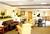 Comfort Inn East::Expedia