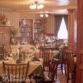 The Friends Lake Inn