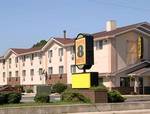 Super 8 Chesapeake Greebrier