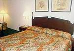 Motel 6 Warren, IN::Expedia