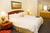Hampton Inn & Suites Kansas City-Country Club Plaza::Yahoo! Travel