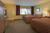 Howard Johnson Inn San Diego Sea World::Expedia