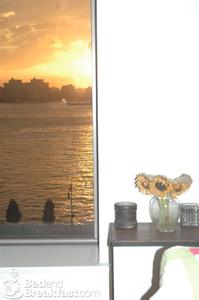 Manhattan West Village Loft - Riverview Paradise::BedAndBreakfast.com