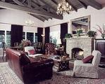Sandpiper Inn by the Sea