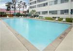 Tn-093734_pool_01_f