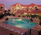 Tn-p20179_pool_01_f