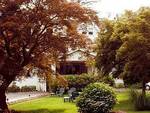 Harbor House Inn