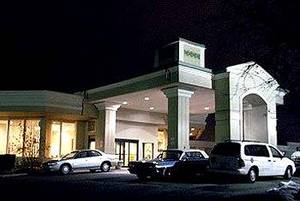 Best Western Kenwood Inn & Conference Center::Expedia