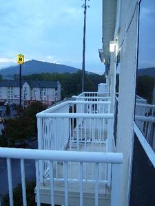 Holiday Inn Express & Suites::tripadvisor