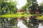 Mitchell Ponds Inne