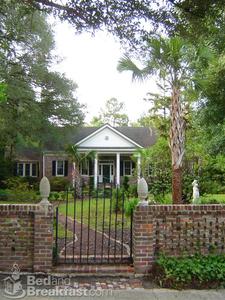 Kings Inn II::BedAndBreakfast.com