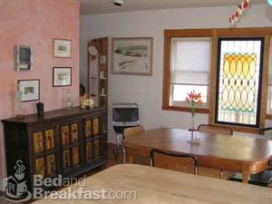Carolyn's Bed & Breakfast::BedAndBreakfast.com