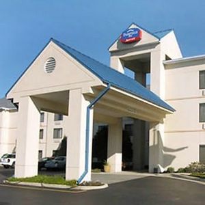 Fairfield Inn by Marriott Chesapeake::Travelocity.com
