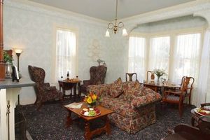 Gosby House Inn::Travelocity.com