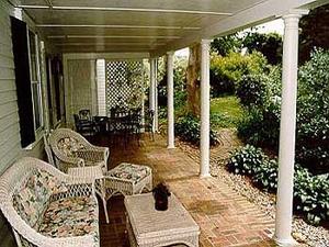 Web-zb_2617-porch-1