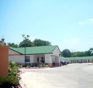 Scottish Inns & Suites Fort Worth/Haltom City::Hotels.com