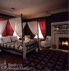 Cornerstone Mansion::BedAndBreakfast.com