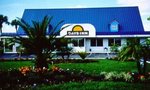 Days Inn Hotel & Suites::Yahoo! Travel
