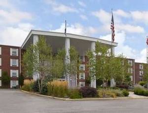 Ramada Inn Conference Center::Travelocity.com