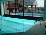 Tn-800139_pool_01_f