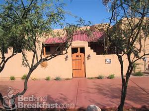 Casita de Ensuenos::BedAndBreakfast.com