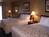 Oxford Suites Yakima::Travelocity.com
