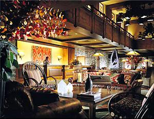 Web-rno_hyat-lobby-1