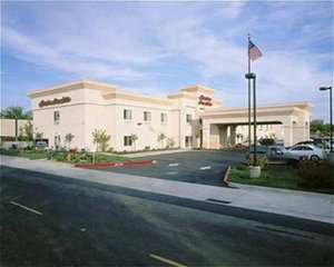 Hampton Inn and Suites Sacramento::Yahoo! Travel