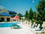 Tn-l45798_pool_01_f