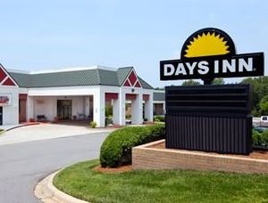 Days Inn Lake Norman::Travelocity.com