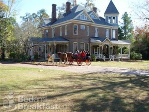 The Grove-The Inn on Harlee::BedAndBreakfast.com