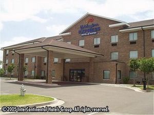 Holiday Inn Express Hotel And Suites Edmond::Travelocity.com