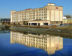 Hampton Inn and Suites Newark Harrison Riverwalk::Hotels.com