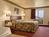 Super 8 Motel - Bedford::Expedia