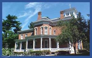 Pinehill Inn::BedAndBreakfast.com