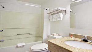 Web-phl_suaw-bathr-1