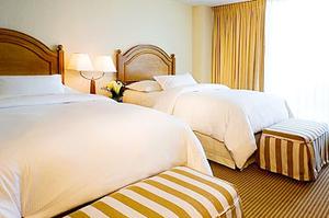 Web-ftl_hyat-rooms-2