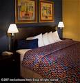 Holiday Inn Select Opryland Airport