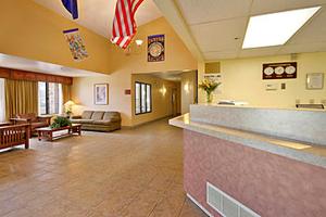 Web-slc_days-lobby-1