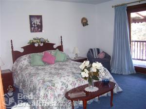 Canyon Crest Lodge::BedAndBreakfast.com
