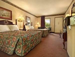 Days Inn Andalusia::Travelocity.com