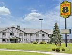 Super 8 Motel - Howe