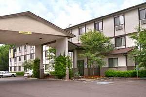 Super 8 Corvallis Or::Hotels.com