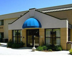 Quality Inn Smithfield::Hotels.com