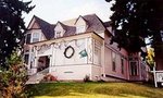 Pine Gables Inn B & B