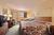 Super 8 Motel - Reynolds /East Columbus Area::Expedia